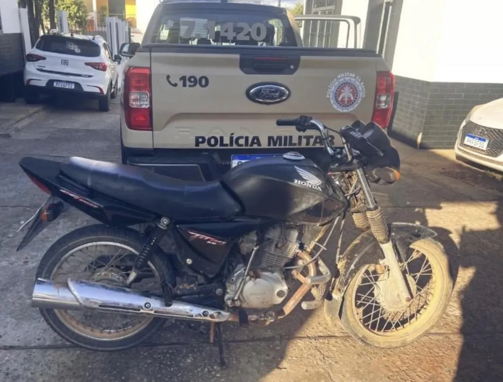 Polícia Rodoviária Estadual recupera motocicleta roubada na BA-142, em Tanhaçu