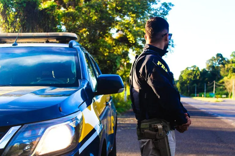 Com rodovias cheias e feriado prolongado, PRF encerra Operação Semana Santa com forte atuação nas estradas baianas