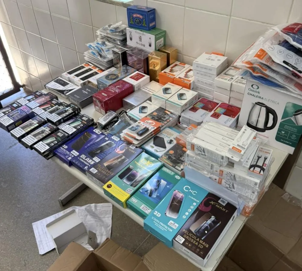 Polícia Rodoviária apreende grande carga de eletrônicos sem nota fiscal na BR-030