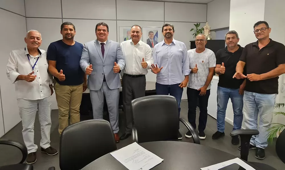 Deputado Marquinho Viana articula benefícios para municípios em audiência com Secretaria de Relações Institucionais