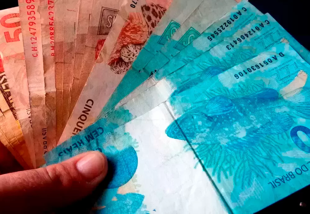 Governo prorroga Desenrola até 20 de maio