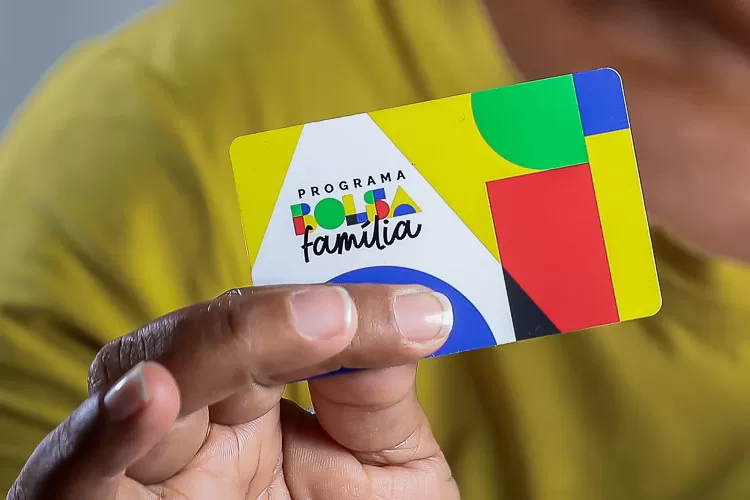 Câmara dos Deputados aprova MP que recriou o programa Bolsa Família