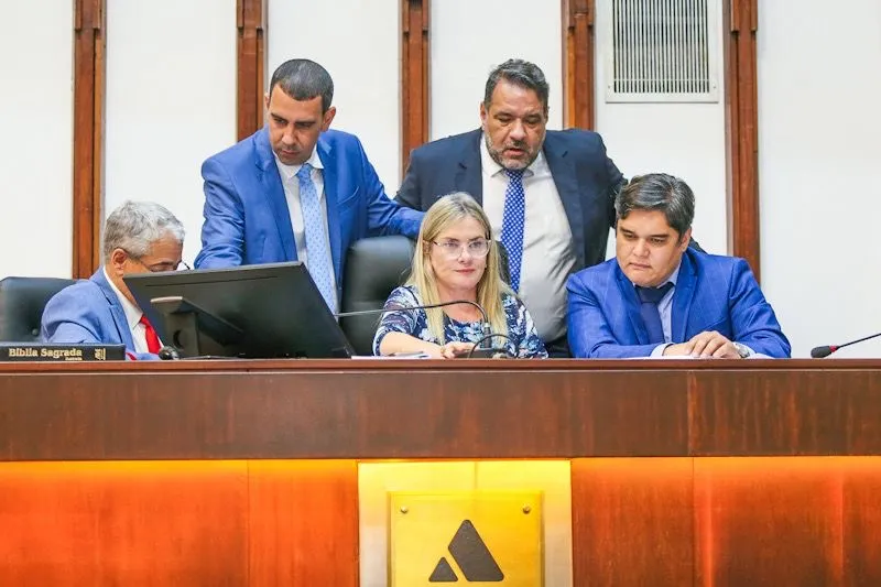 Assembleia Legislativa LBA aprova projeto de lei que reorganiza o Planserv e mais seis matérias