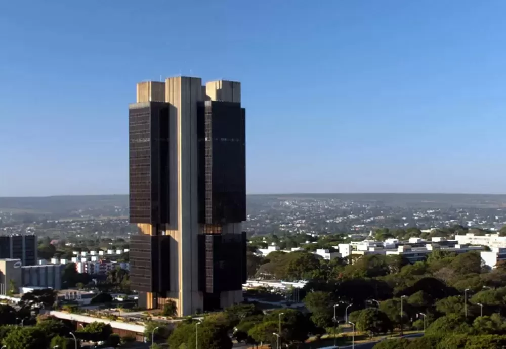 Copom mantém juros básicos da economia em 13,75% ao ano