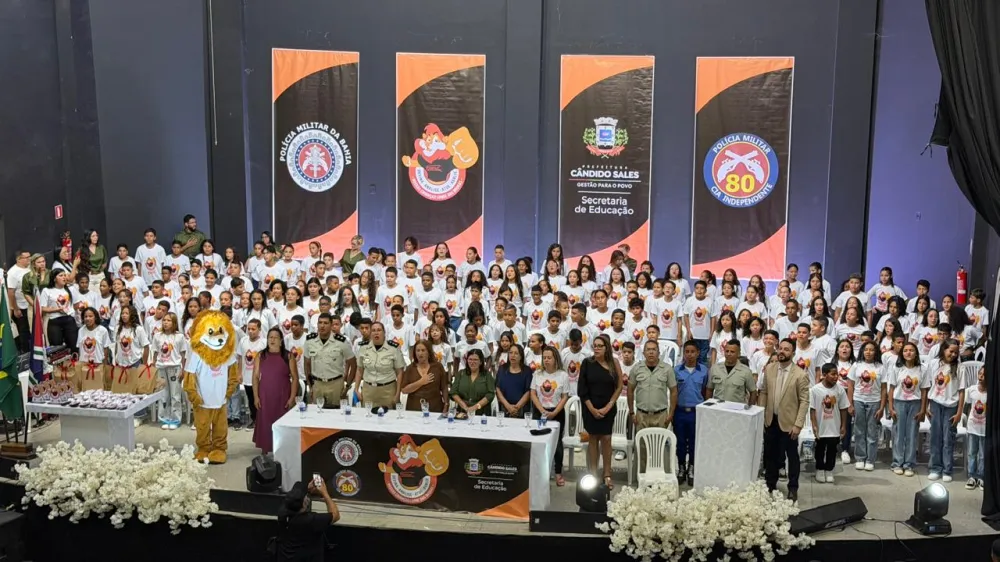 PMBA realiza formatura do PROERD com 196 alunos em Cândido Sales
