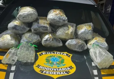 PRF apreende maconha e lança-perfume em ônibus na BR-116, em Vitória da Conquista (BA)