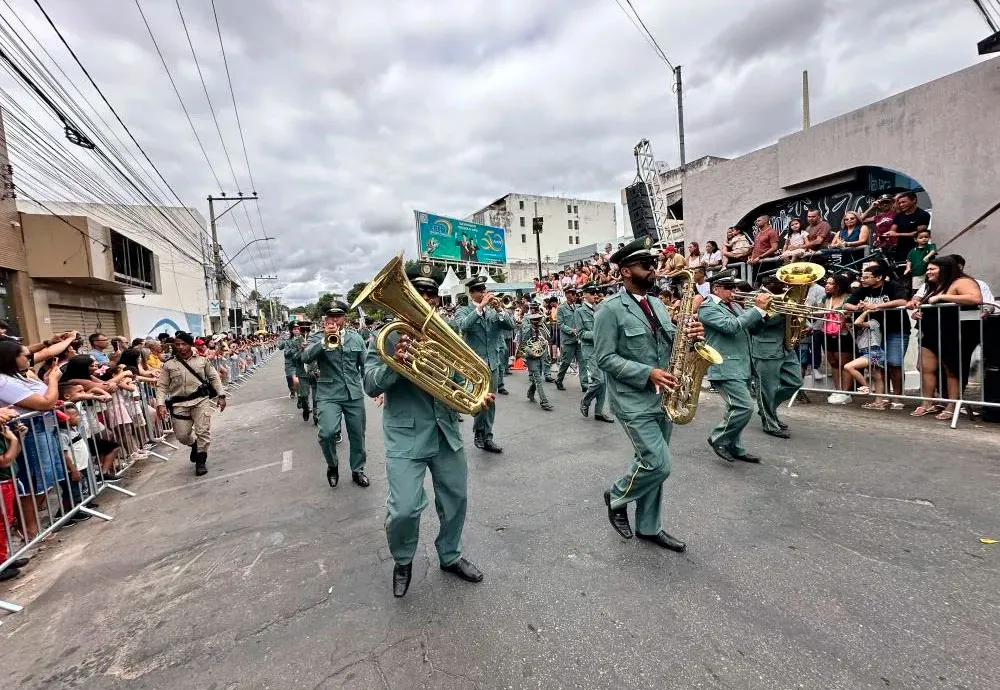 Brumado celebra Independência do Brasil com desfile cívico-militar