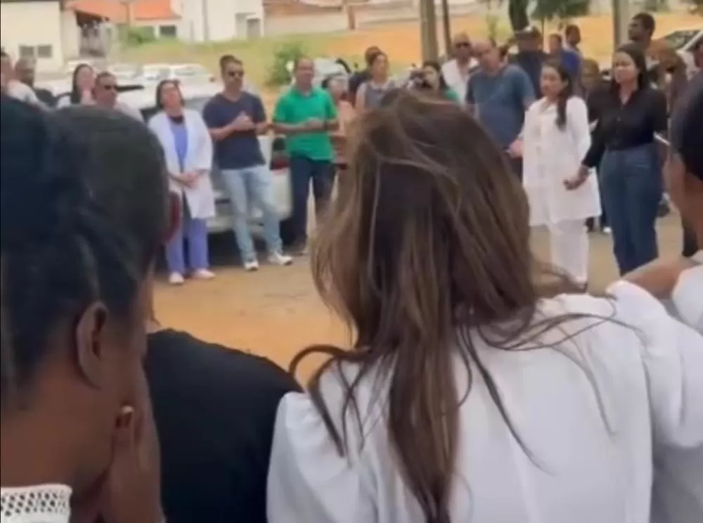 Brumado: Família e amigos despedem-se da Técnica de Enfermagem Janete Luz Braz