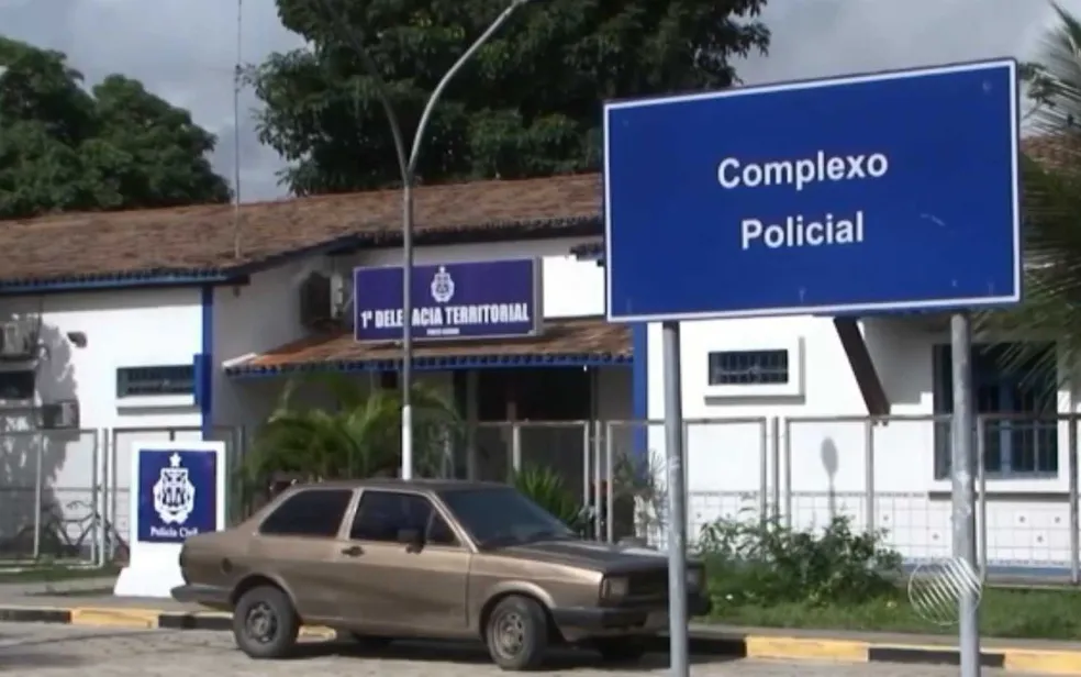 Noivo é preso ao chegar para casamento em Porto Seguro por não pagar pensão alimentícia