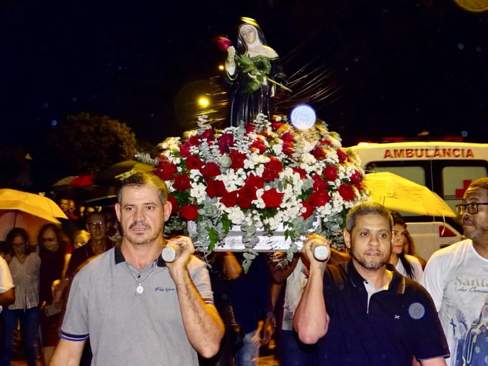 Paróquia Santa Rita das Causas Impossíveis celebra primeira festa paroquial com grande participação de fiéis em Brumado