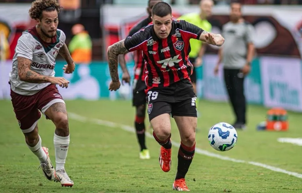 Vitória perde para o Fluminense no Barradão