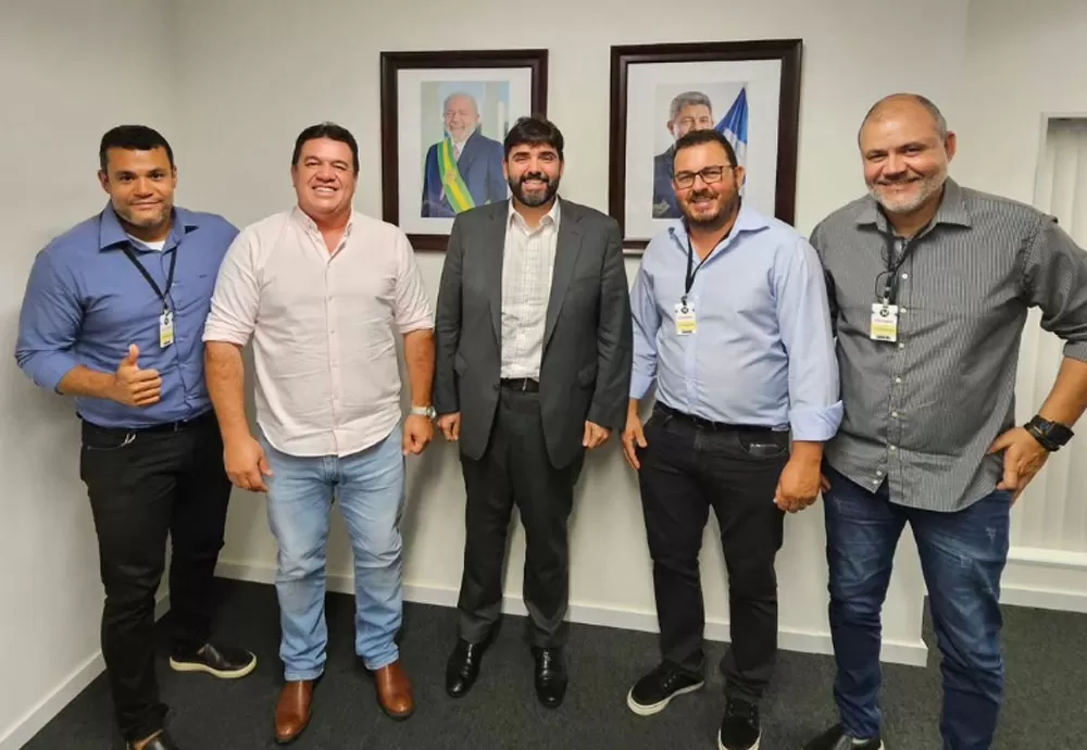 Deputado Marquinho Viana se reúne com Chefe de Gabinete do Governador para discutir demandas de Boquira