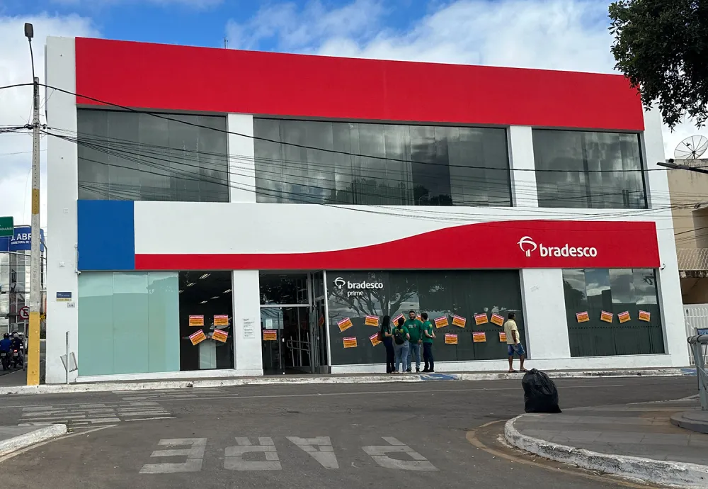 Bancários paralisam atividades nesta quinta-feira na região sudoeste da Bahia