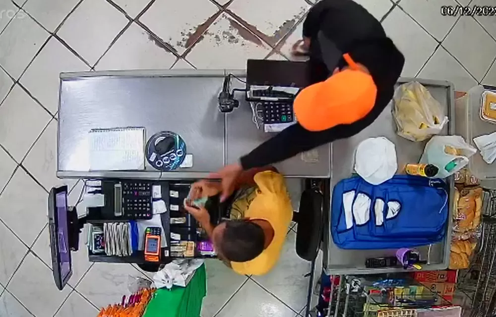 Brumado: Criminoso assalta supermercado no bairro Ginásio Industrial