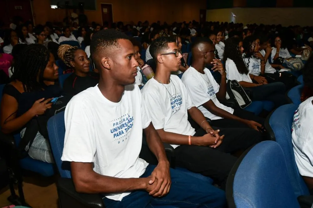 Último dia de inscrição para o pré-vestibular gratuito Universidade para Todos