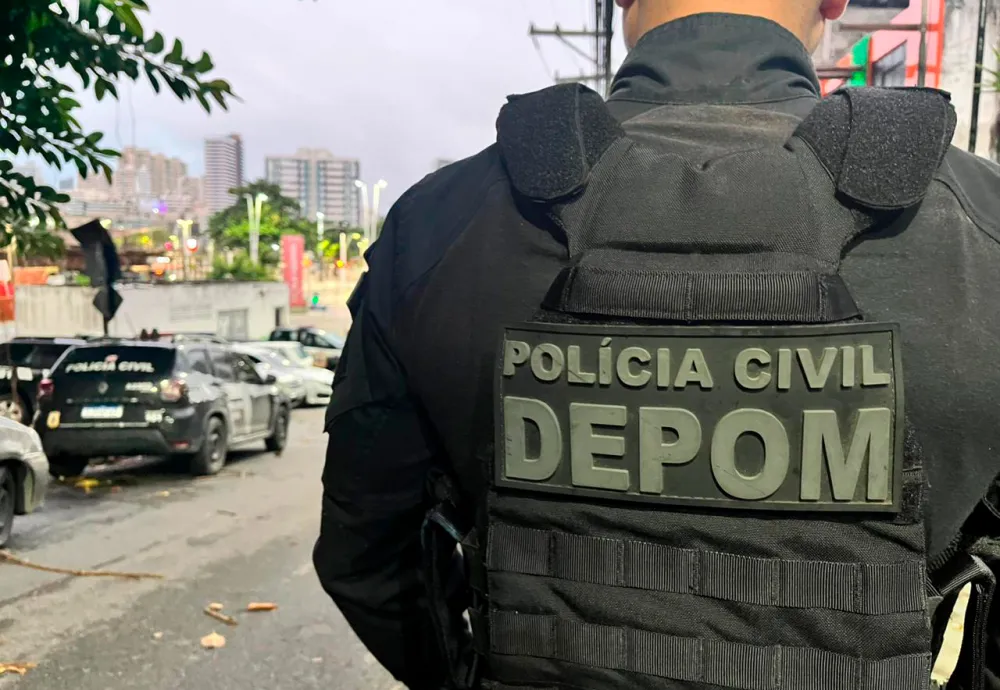Operação Pilot prende dois investigados por roubos, extorsões e estupros contra vítimas atraídas por aplicativos de relacionamento