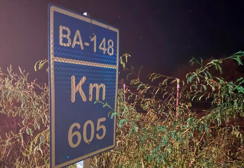 Acidente na BA-148 deixa uma vítima fatal e dois feridos