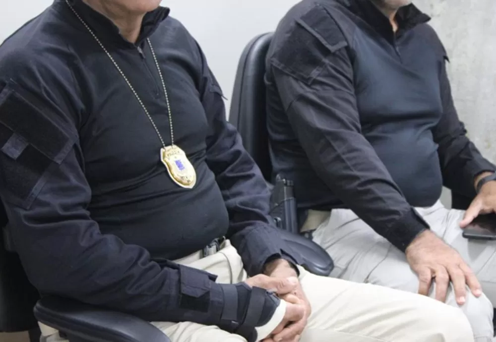 Homem é preso tentando sacar empréstimo com documento falso