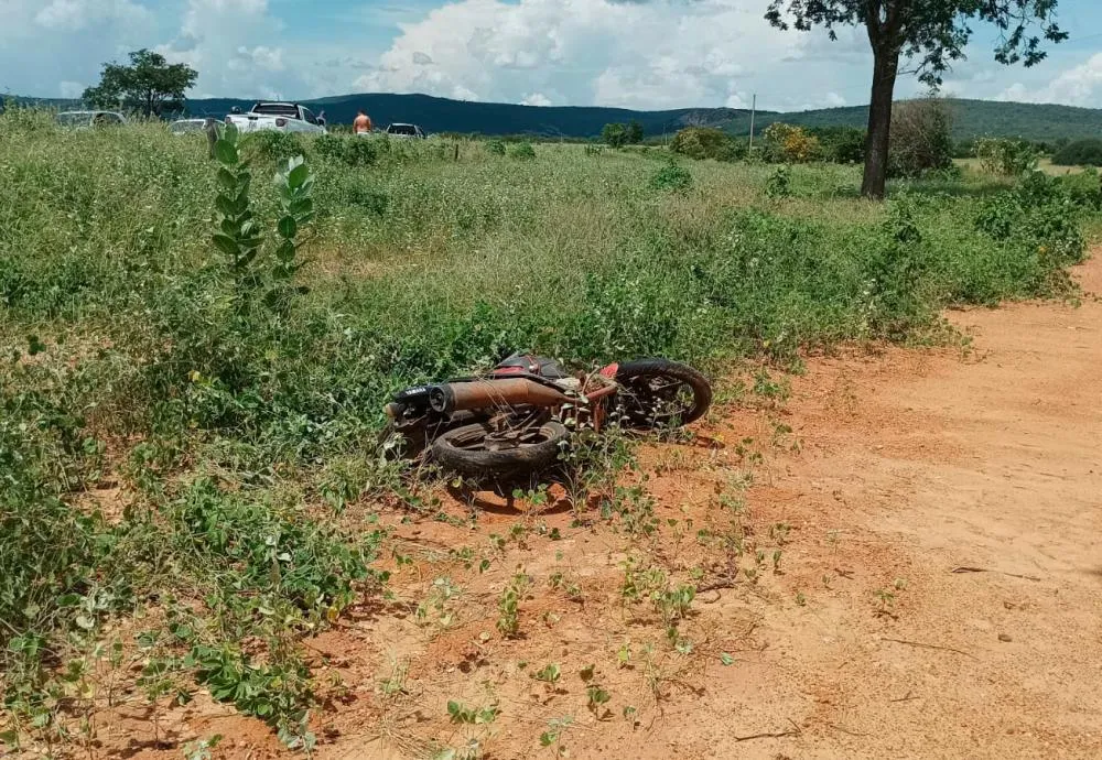 Homem morre após acidente de motocicleta em estrada vicinal de Dom Basílio