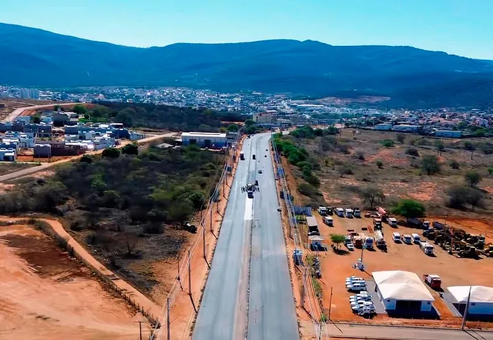 Obras de modernização da Avenida Agnelo Azevedo avançam na entrada de Brumado