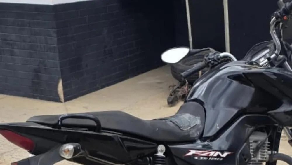 Polícia Rodoviária apreende motocicleta adulterada em Brumado