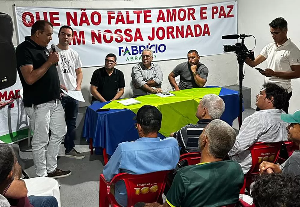 Mobilização para não fechamento do CICOM de Brumado foi a pauta da reunião do pré-candidato Fabrício Abrantes