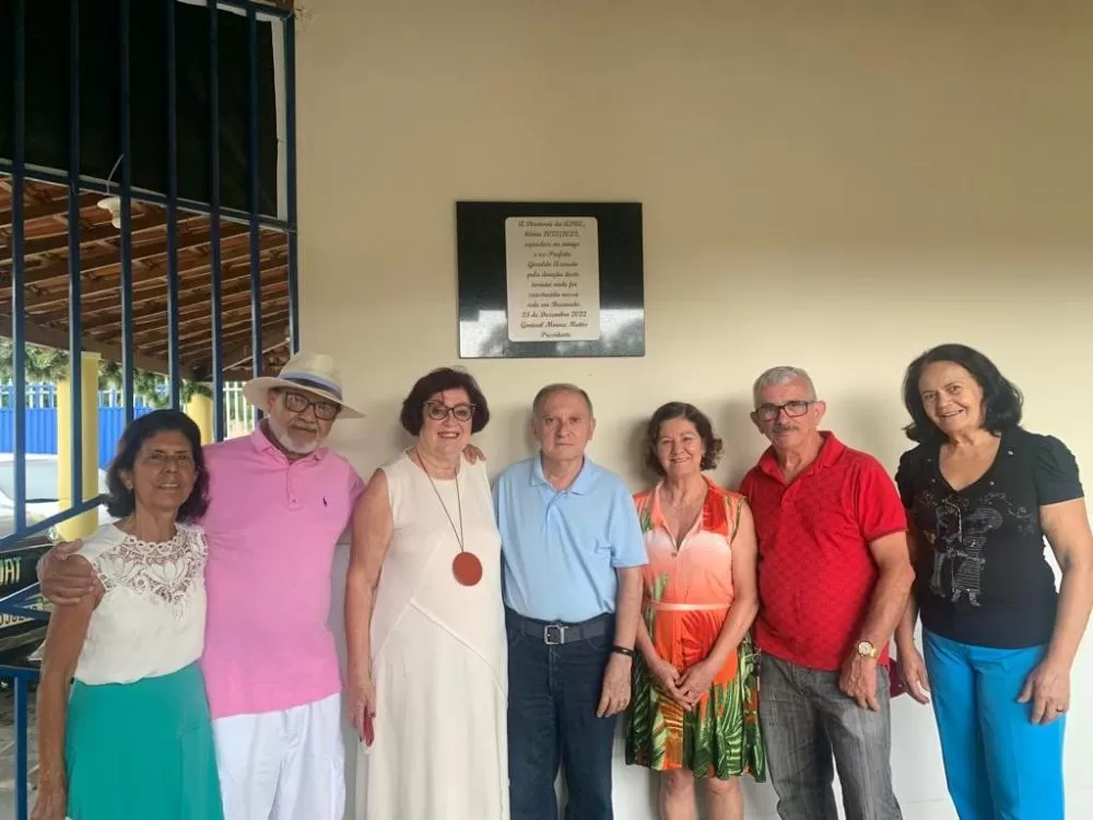 Brumado: APAE homenageia ex-prefeito Geraldo Azevedo