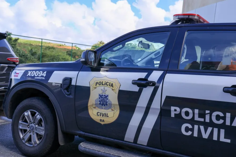 Homem é preso em flagrante por invasão de dispositivo de informática, ameaça, injúria e violência psicológica em Poções