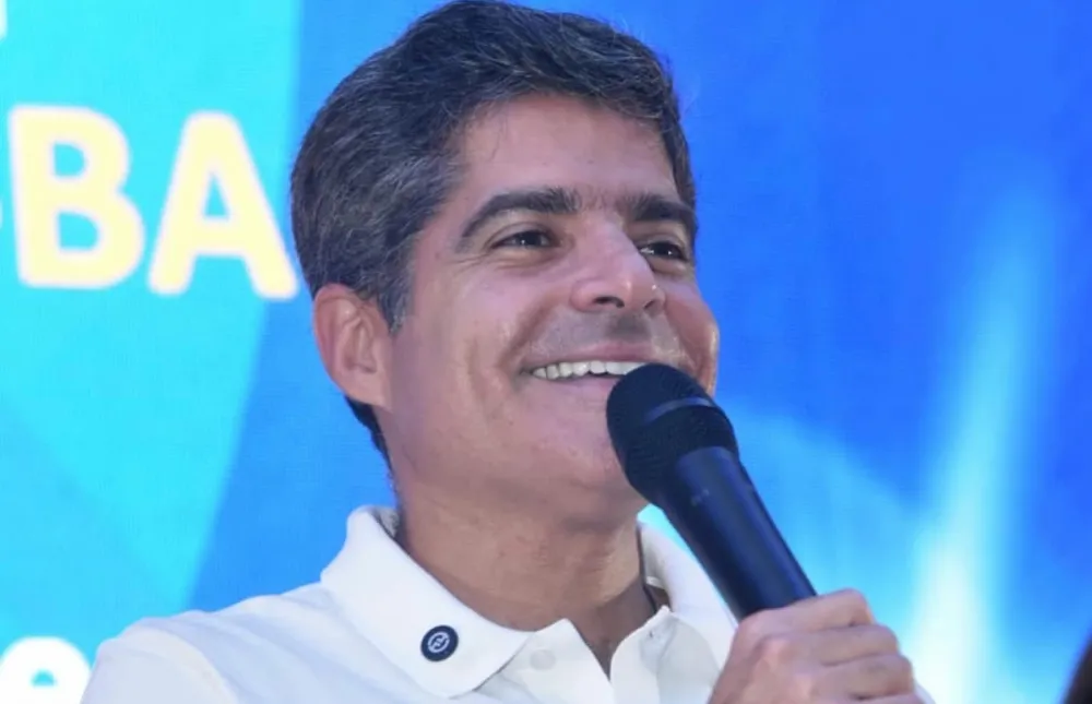 Avião com ACM Neto sofre despressurização durante voo para Livramento e provoca momentos de tensão