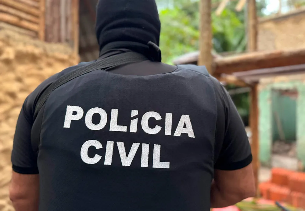 Suspeita de homicídio é presa em Encruzilhada