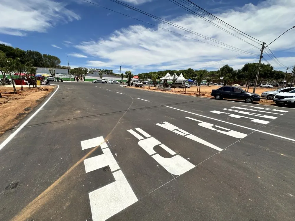 População elogia obras da prefeitura nos cemitérios de Brumado durante o Dia de Finados