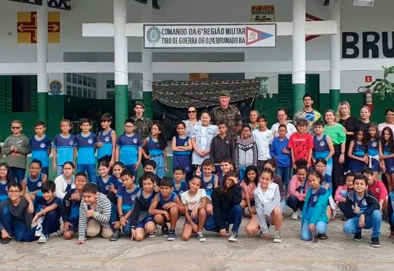 Brumado comemora o Dia do Soldado com atividades do Tiro de Guerra 06-024