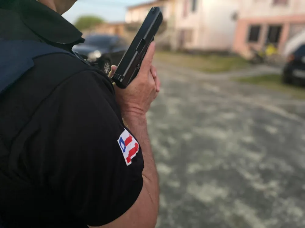 Homem é preso em flagrante por porte de arma de fogo em Érico Cardoso