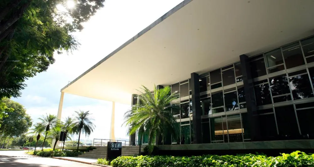 STF amplia proteção da Lei Maria da Penha a casais homoafetivos do sexo masculino, travestis e transexuais