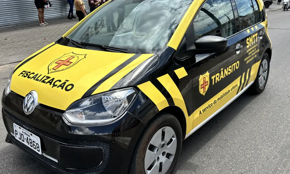 ‘Dar um tiro na sua cara’: Homem é conduzido à delegacia pela PM após ameaçar agente de trânsito durante fiscalização em Brumado