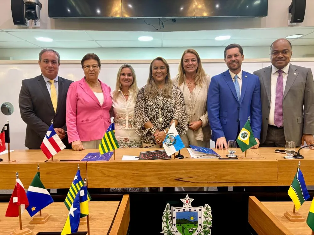 Ivana Bastos assume cargo no Colegiado de Presidentes da Unale e lidera comitiva baiana em reunião nacional