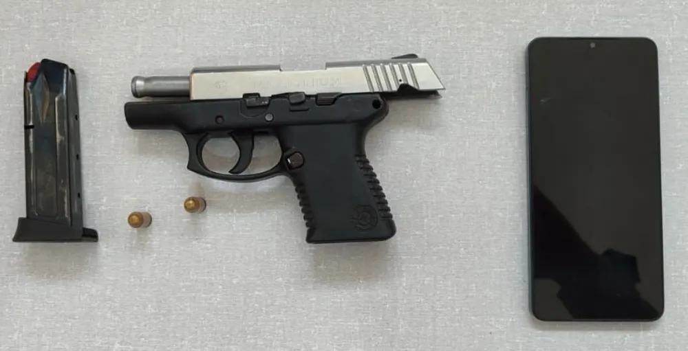PMBA apreende drogas e arma durante ação policial em Iramaia
