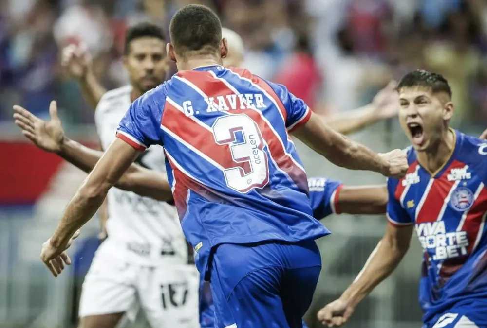 Bahia vence o Vitória na primeira partida da final do Campeonato Baiano