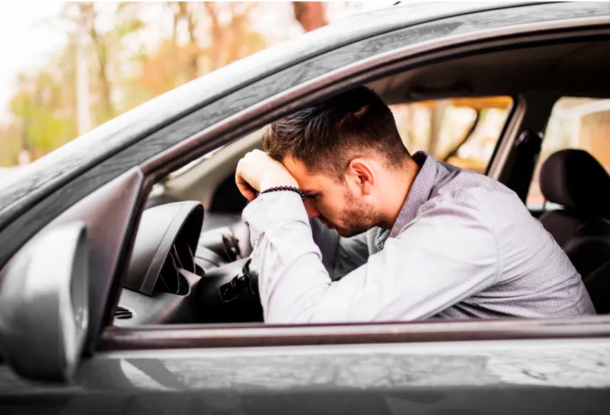 Circular sem licenciamento expõe motorista a penalidades previstas em lei; saiba mais