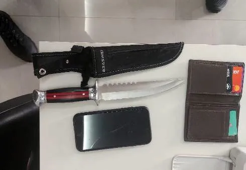 Homem é preso após ameaçar ex-namorada com faca no Centro de Guanambi