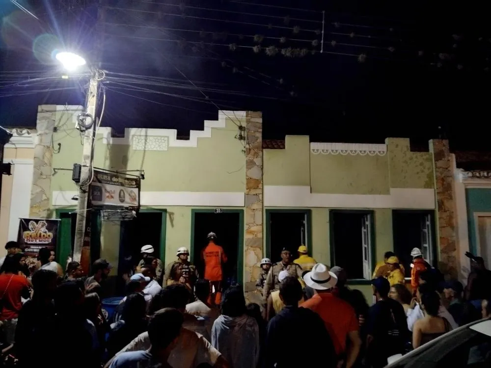 Incêndio atinge residência durante o carnaval de Rio de Contas