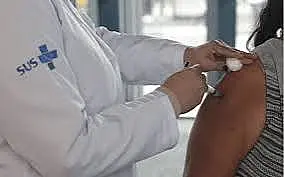 Vacinação de gestantes no SUS reduz à metade bronquiolite grave em bebês de até seis meses