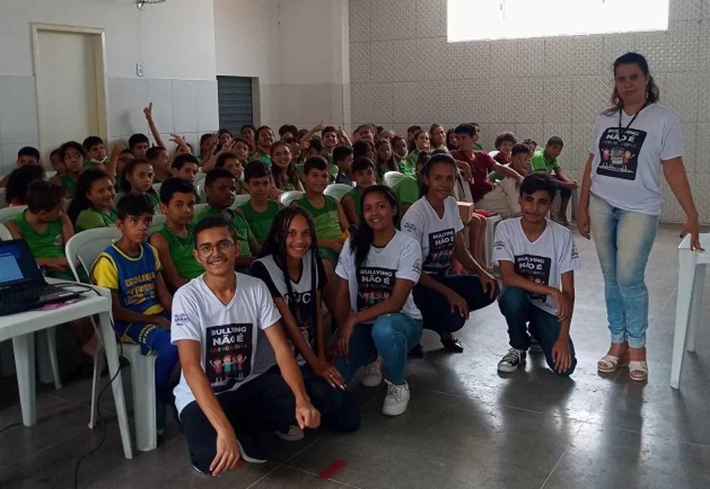 Nuca Brumado participa de campanha de enfrentamento ao bullying na rede municipal de ensino