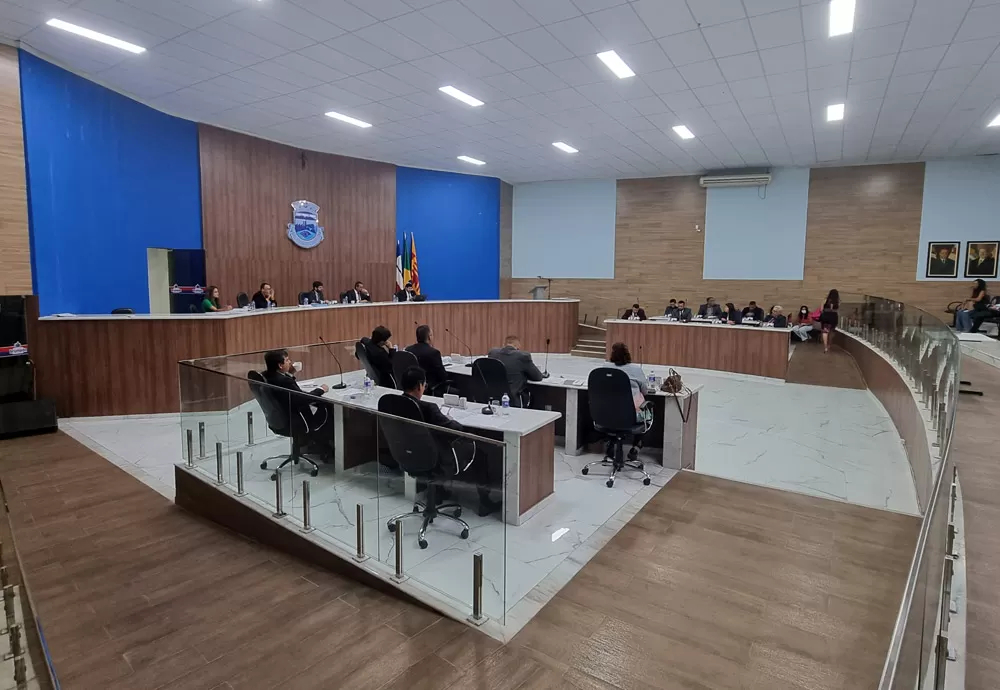Comissão Especial é criada para estudar atualização de Regimento Interno da Câmara Municipal de Brumado