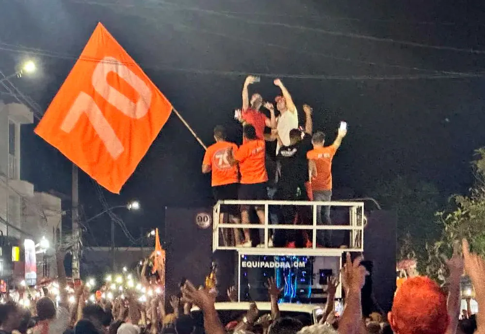 Há um ano, Fabrício Abrantes era eleito prefeito de Brumado