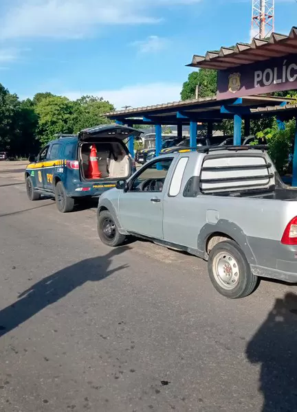 Homem furta veículo em hospital e acaba preso pela PRF
