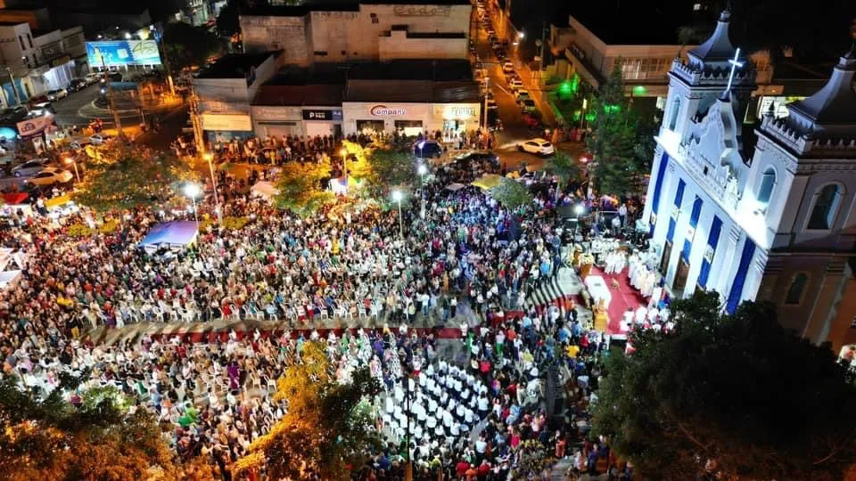 Procissão e Missa Campal marcam encerramento da Festa do Bom Jesus em Brumado