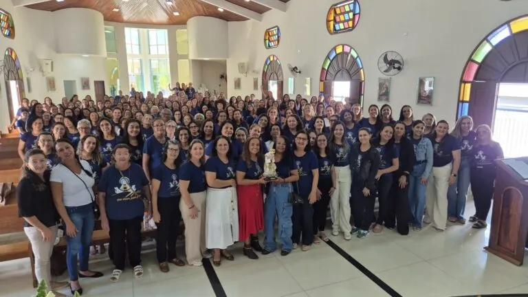 Malhada de Pedras sedia 1° encontro interparoquial do Movimento Mães que Oram pelos Filhos