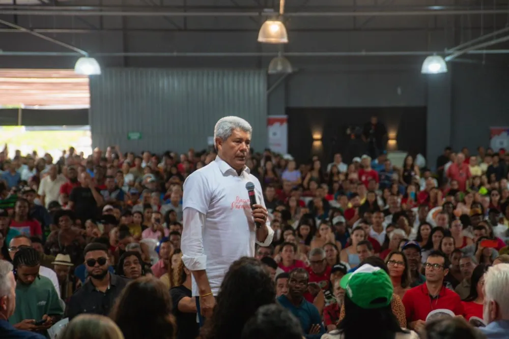 ‘Precisamos resgatar a capacidade de nos indignarmos com a fome’, diz Jerônimo no PGP em Macaúbas