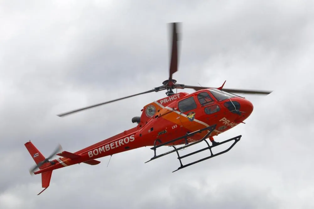 Helicóptero do Corpo de Bombeiros reforça Blitz e Ronda Verde para coibir incêndios florestais na Chapada